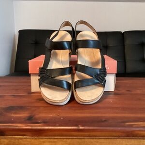 Easy Spirit Ileana Women’s Sandals Size 6.5 Wide Width